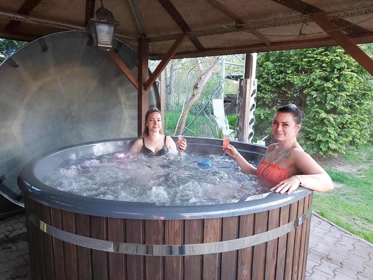 Boguslawiec Domek U Szajnosiヴィラ エクステリア 写真