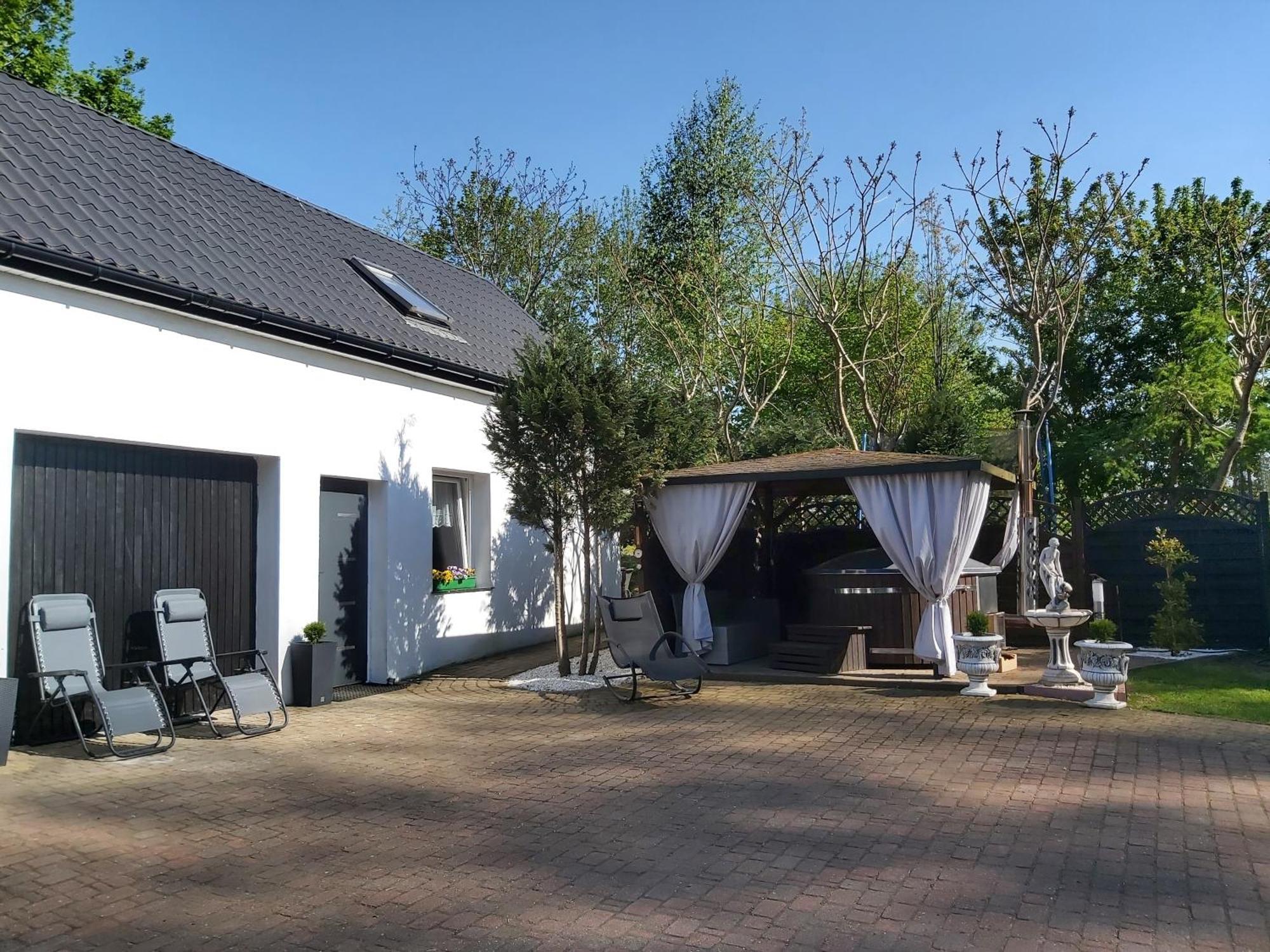 Boguslawiec Domek U Szajnosiヴィラ エクステリア 写真